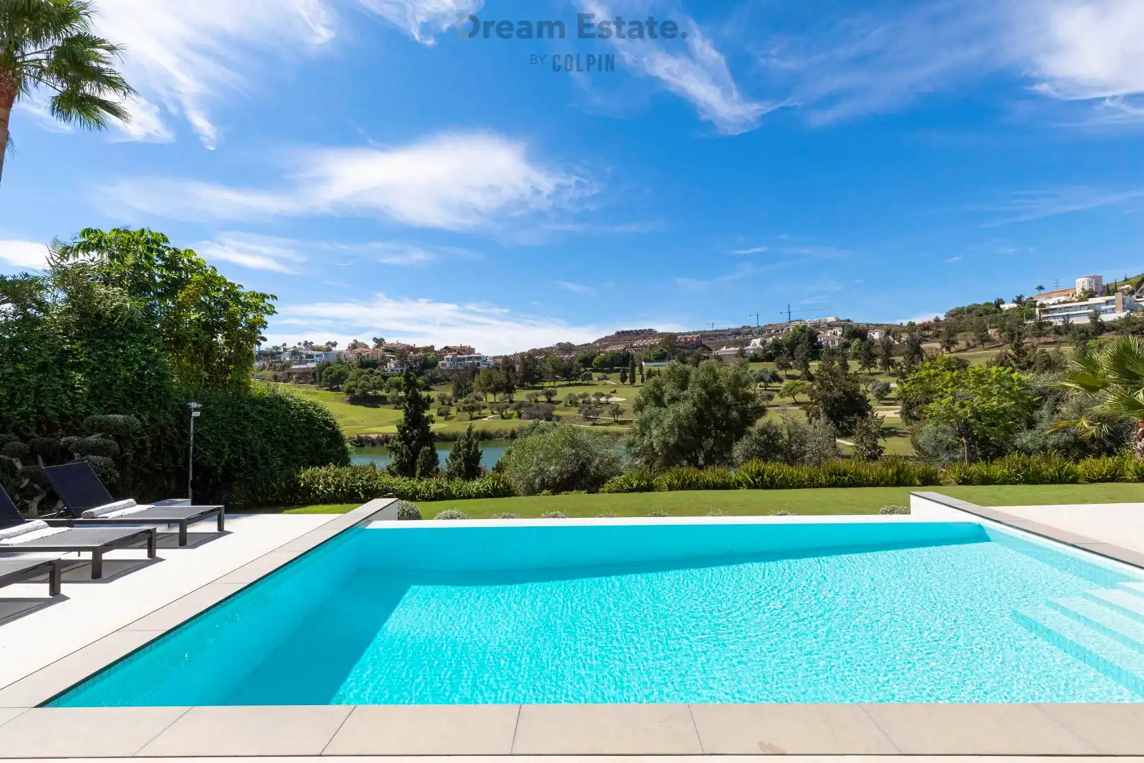 Villa gelegen aan de golf van La Alqueria. foto 3