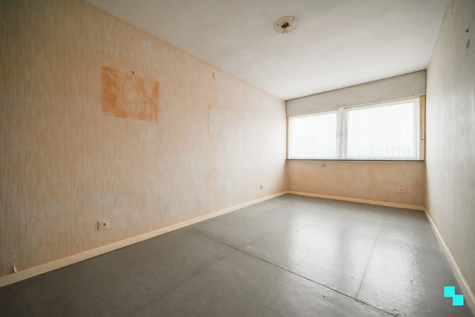 Ruime woonst met vier slaapkamers in het hartje van Kachtem foto 26