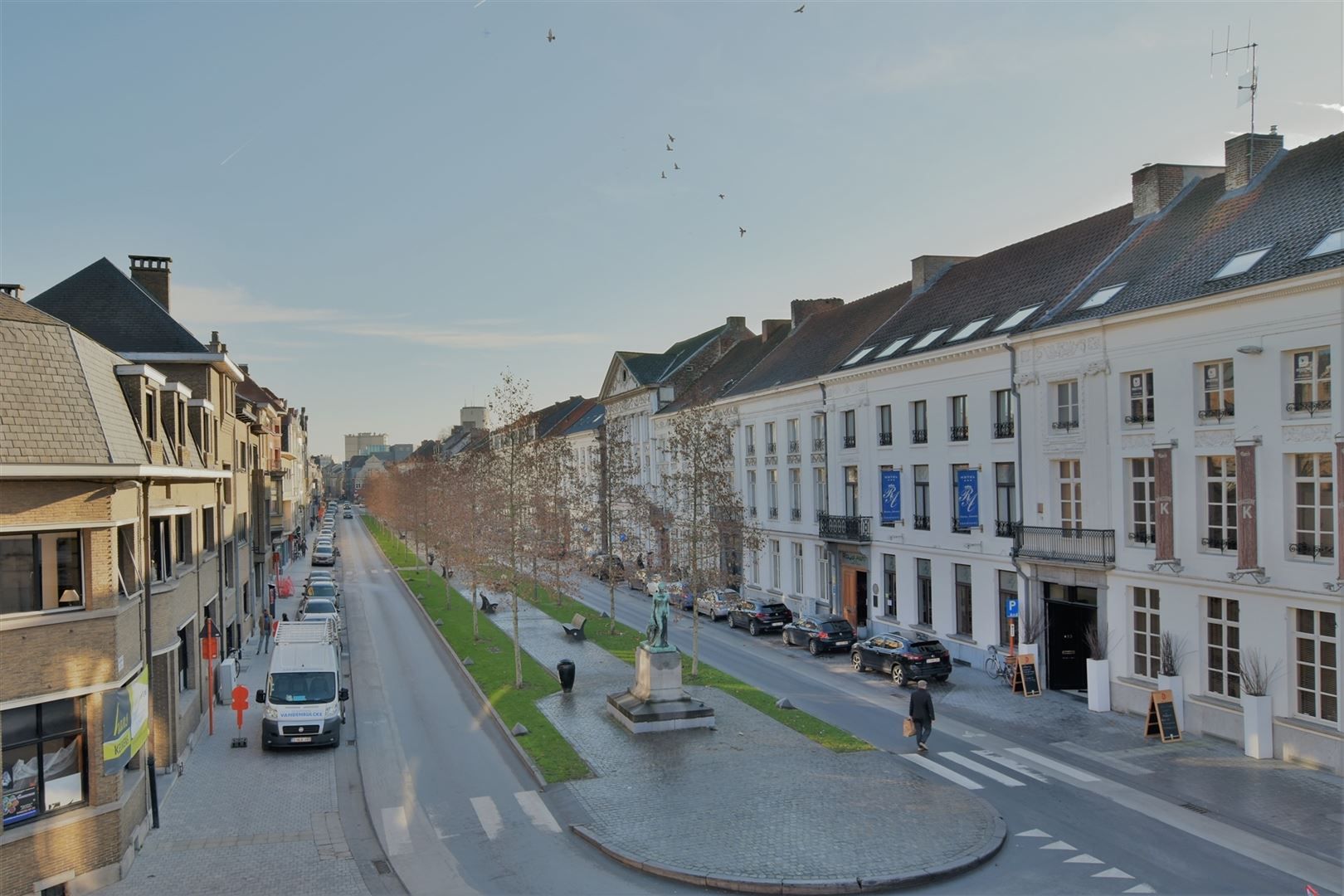 Stijlvol appartement met prachtig uitzicht op het Keizersplein hartje Aalst foto 9