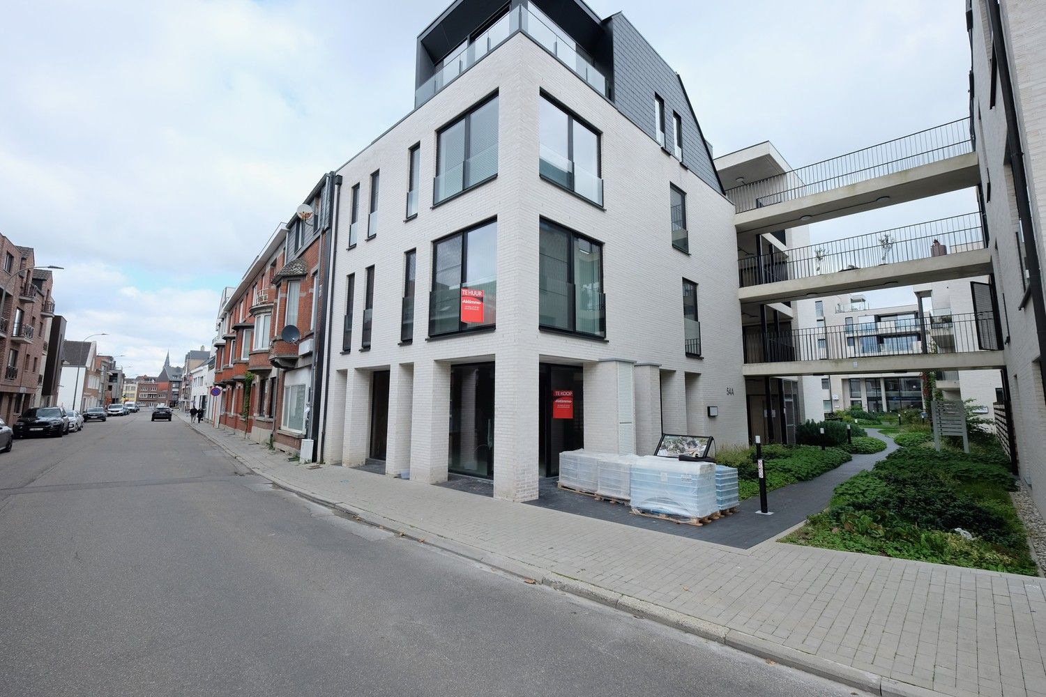 Prachtig nieuwbouw appartement TE HUUR foto 24