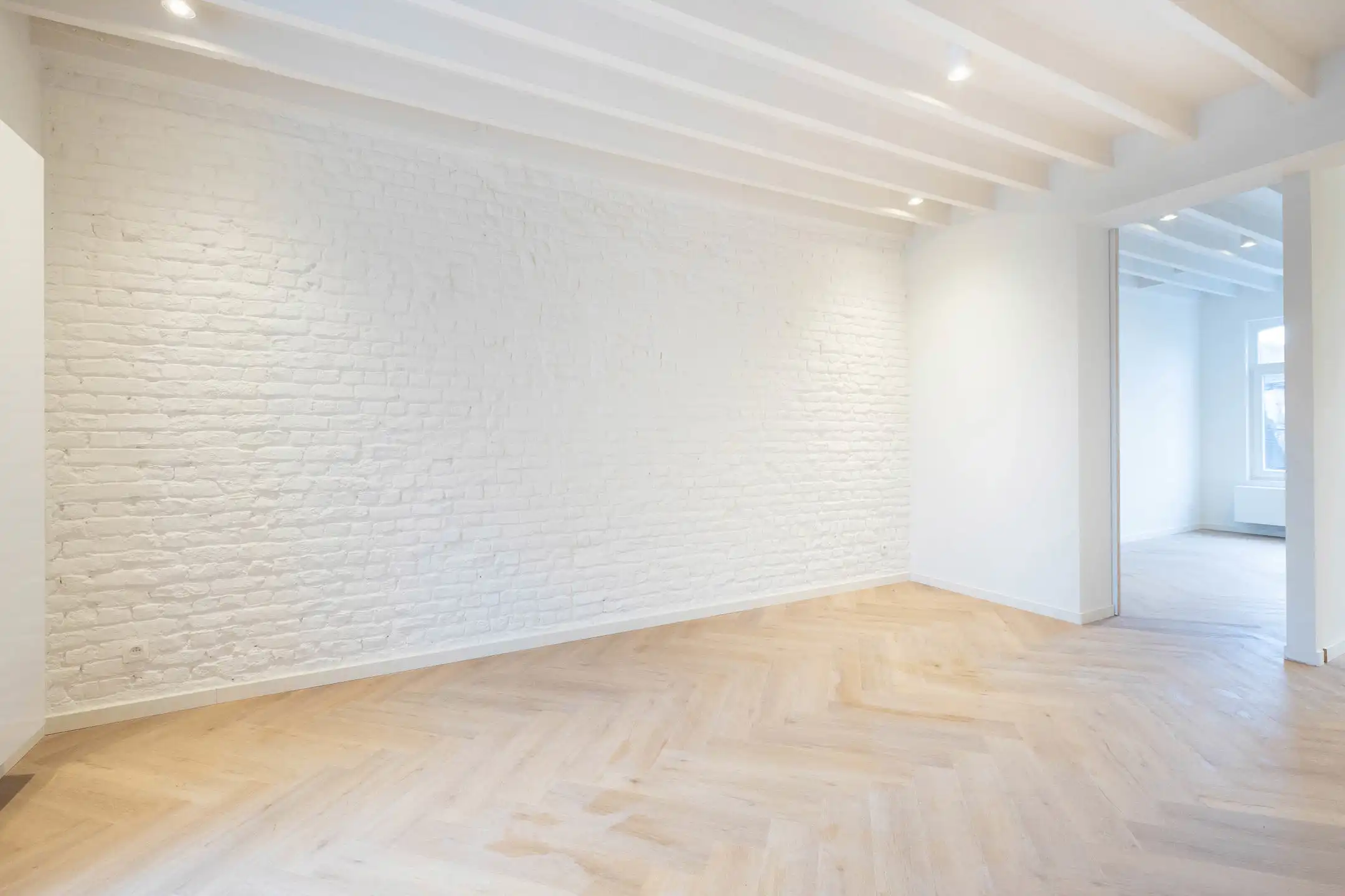 ST-GILLIS Wijkcharme, comfort van 1 gerenoveerd appartement foto 16