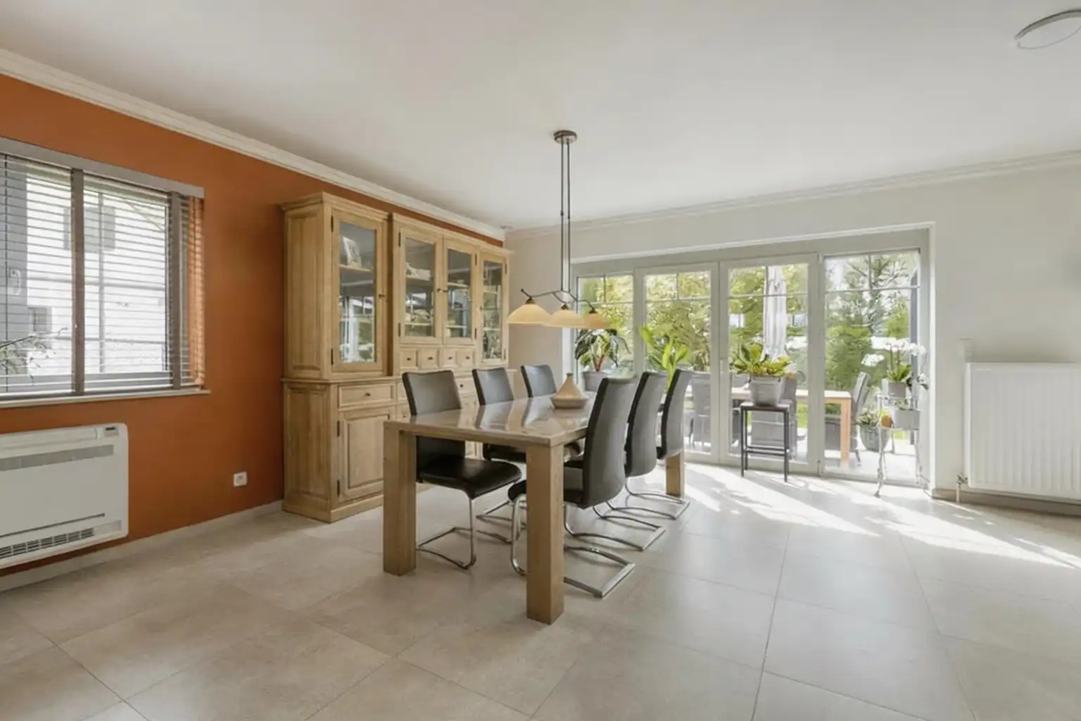 Mooie, recente woonst met tuin op een rustige locatie  foto 6