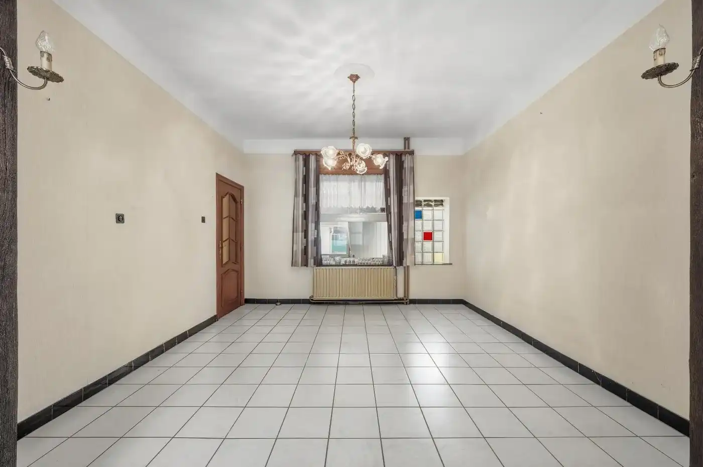 Ruime gezinswoning met 4 slpks met ruime tuin op rustige ligging foto 7