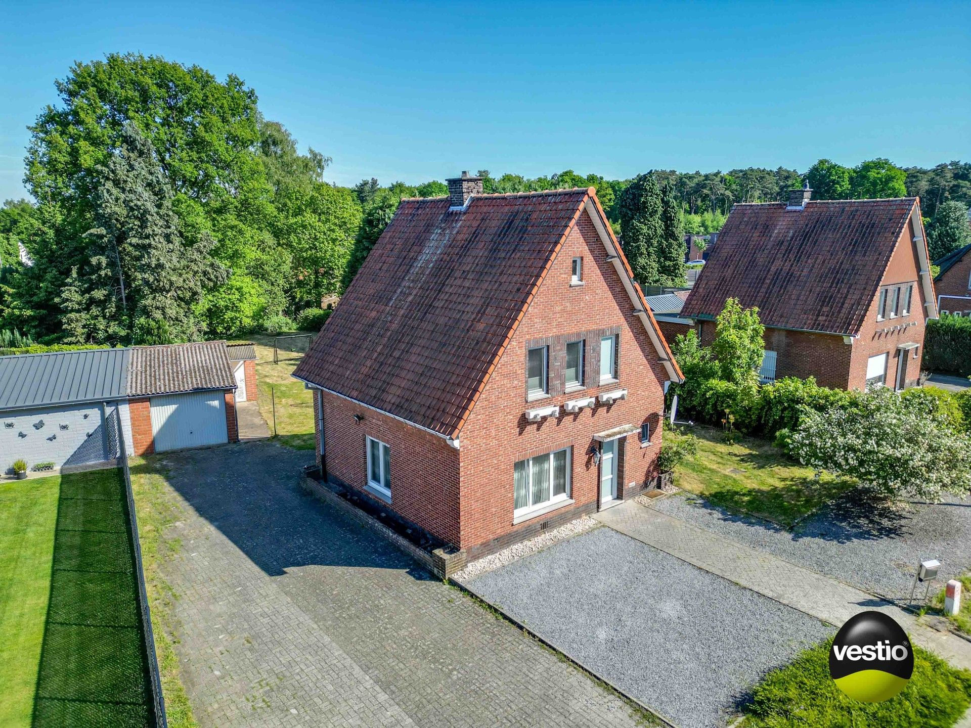 RUSTIG GELEGEN WONING OP 8,63 ARE foto 26