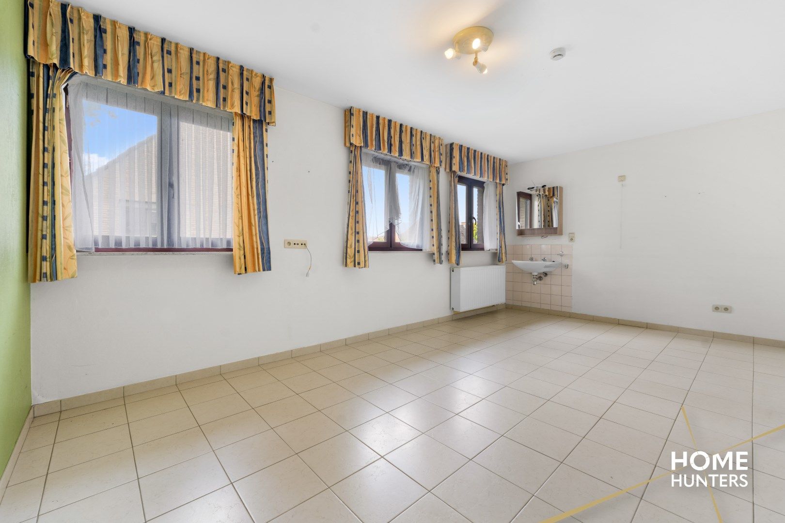 Charmante villa met 7 slaapkamers op een ruim perceel te Ieper foto 19