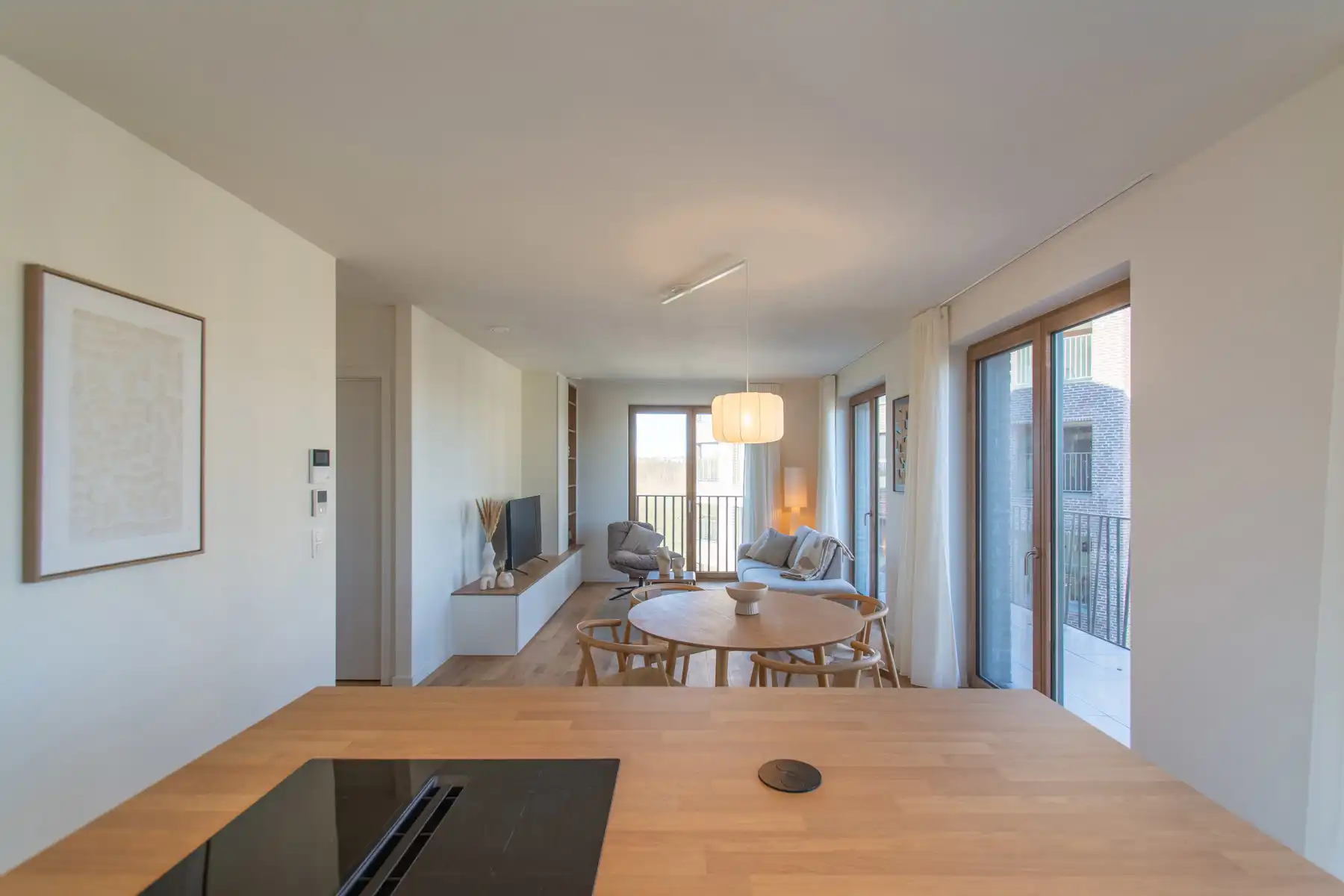 Rustig en comfortabel 2slpk appt. met mooi terras  foto 3