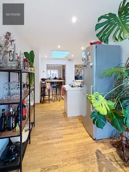 Ruime woning foto 13