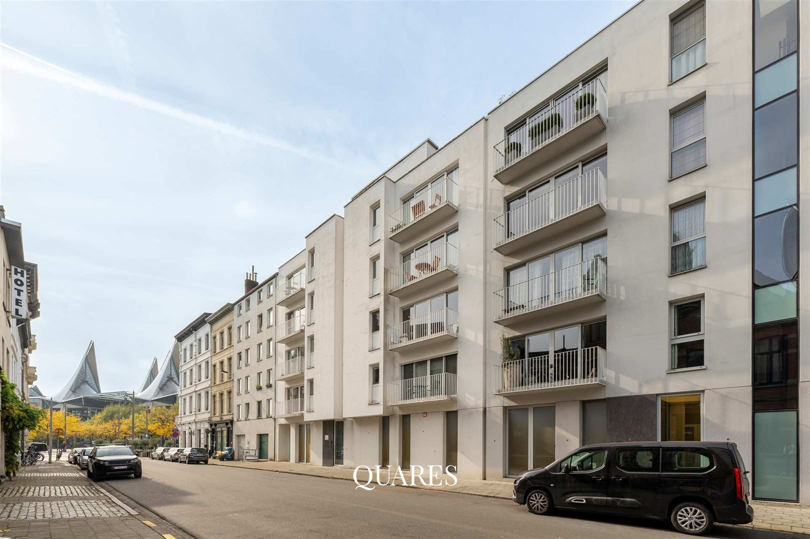 Ruim en lichtrijk 4 slkr appartement met twee terrassen op toplocatie in Antwerpen-Zuid foto 15