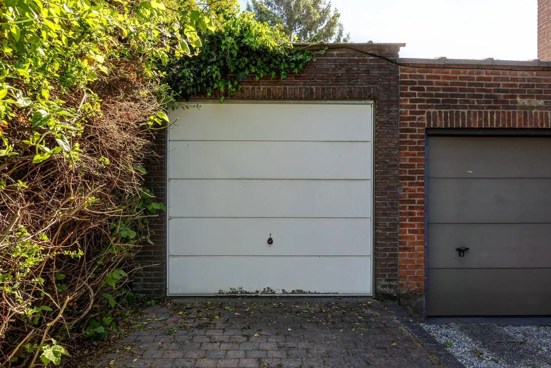 Ruime, te renoveren laagbouwvilla in doodlopende straat. foto 22