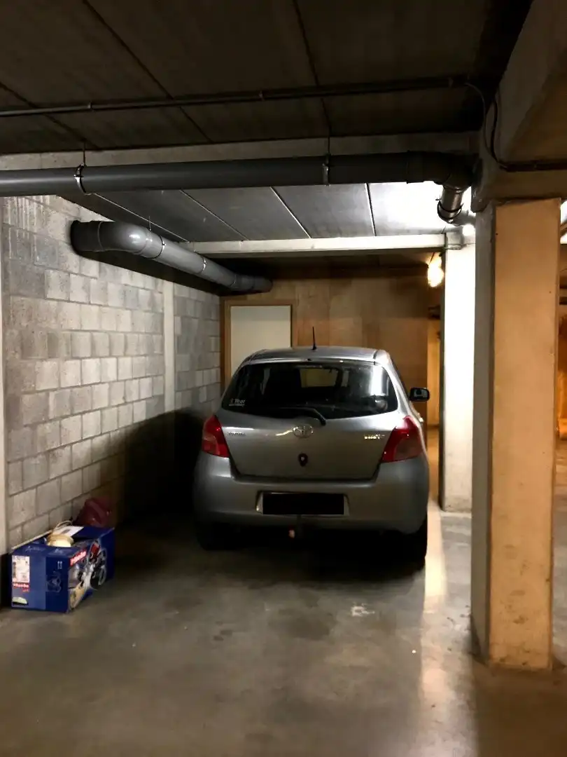 Lichtrijk duplex appartement in hartje Zonhoven (3slpk, 2badk, 2 parkings) foto 17