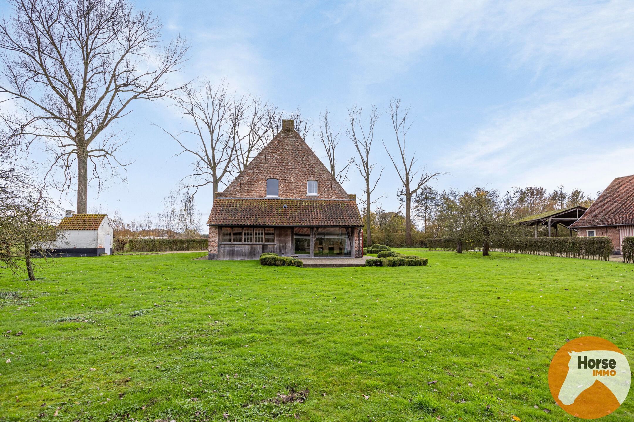 BEERVELDE - Prachtige hoeve met twee authentieke bijgebouwen foto 38