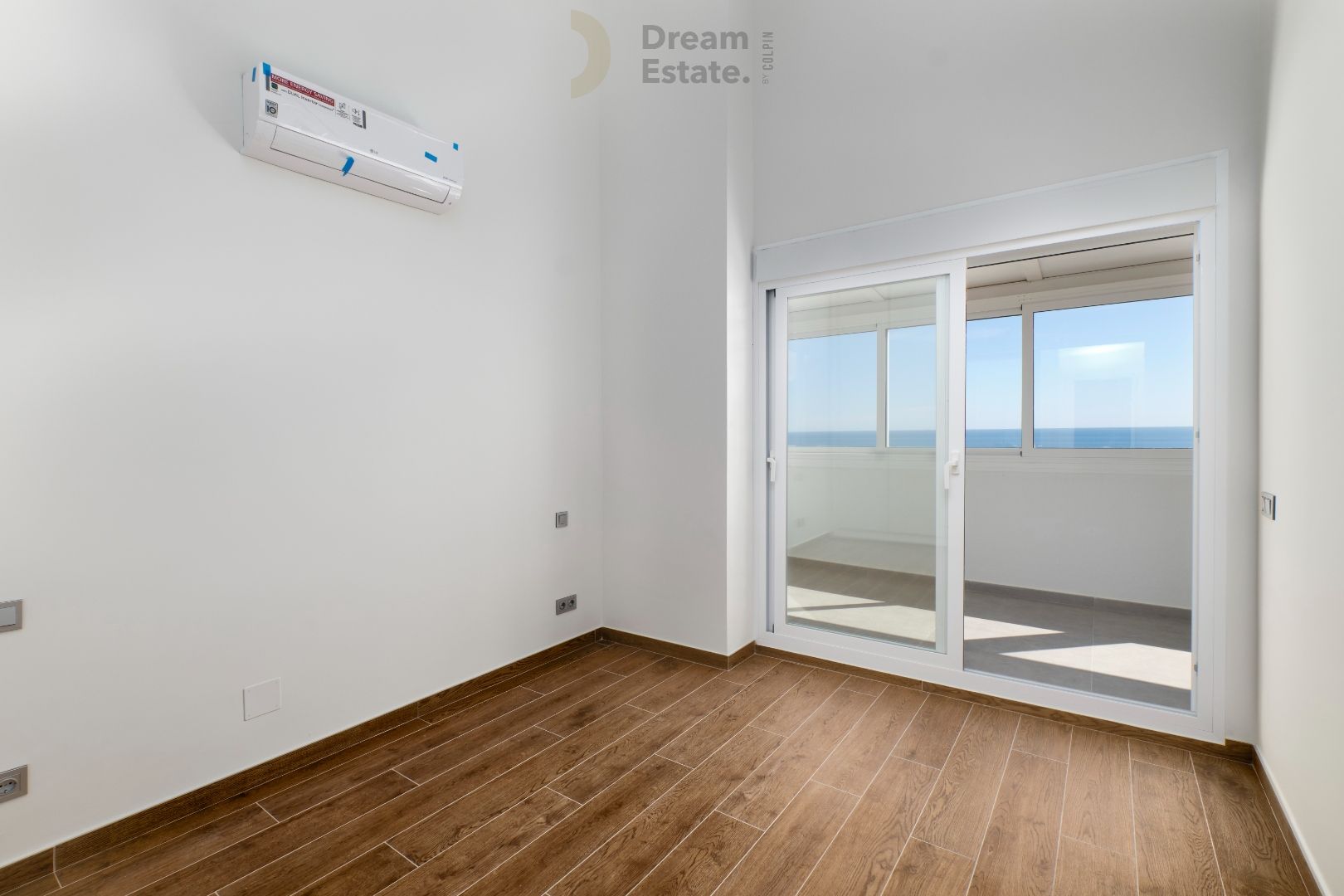 FIRST LINE PENTHOUSE VLAKBIJ ESTEPONA foto 14