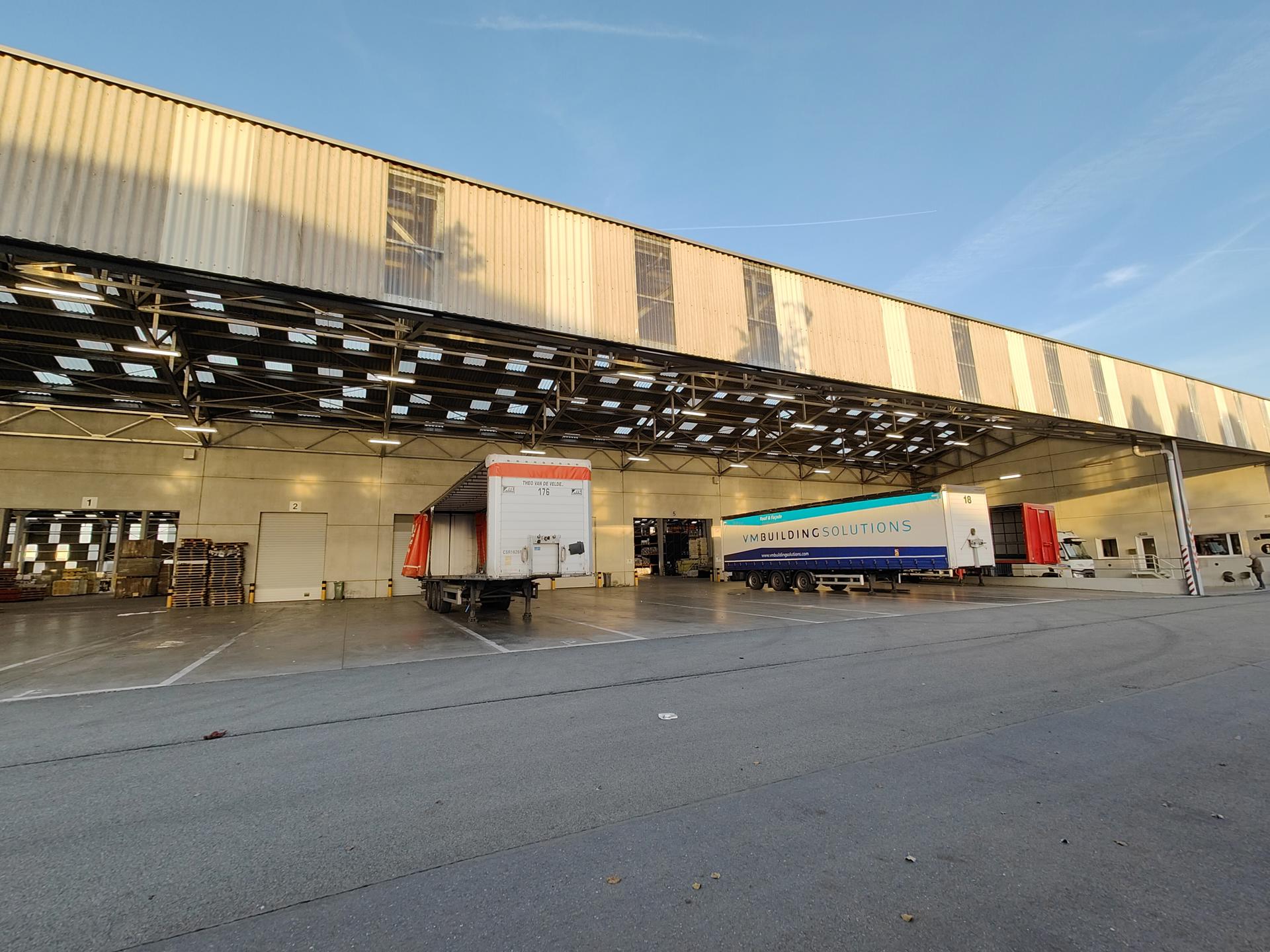 Magazijnruimte te huur  foto {{pictureIndex}}