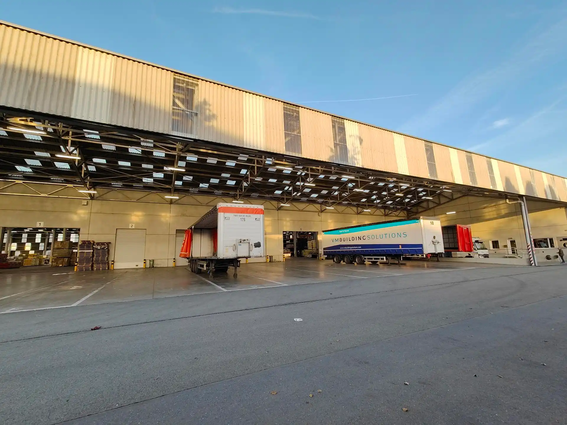 Bedrijfsvastgoed te huur Schoonmansveld 48 - 2870 Puurs-Sint-Amands