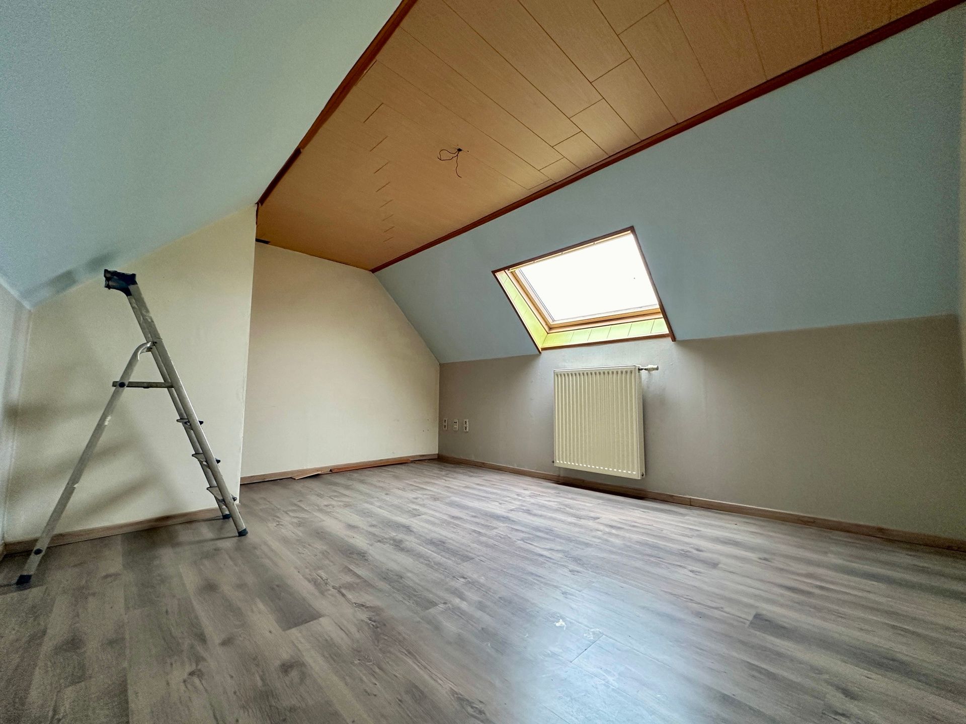 Goed gelegen rijwoning met 3 slaapkamers foto 18