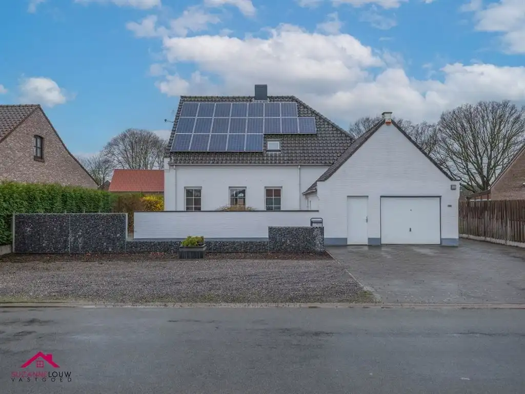 Charmante vrijstaande woning foto {{pictureIndex}}