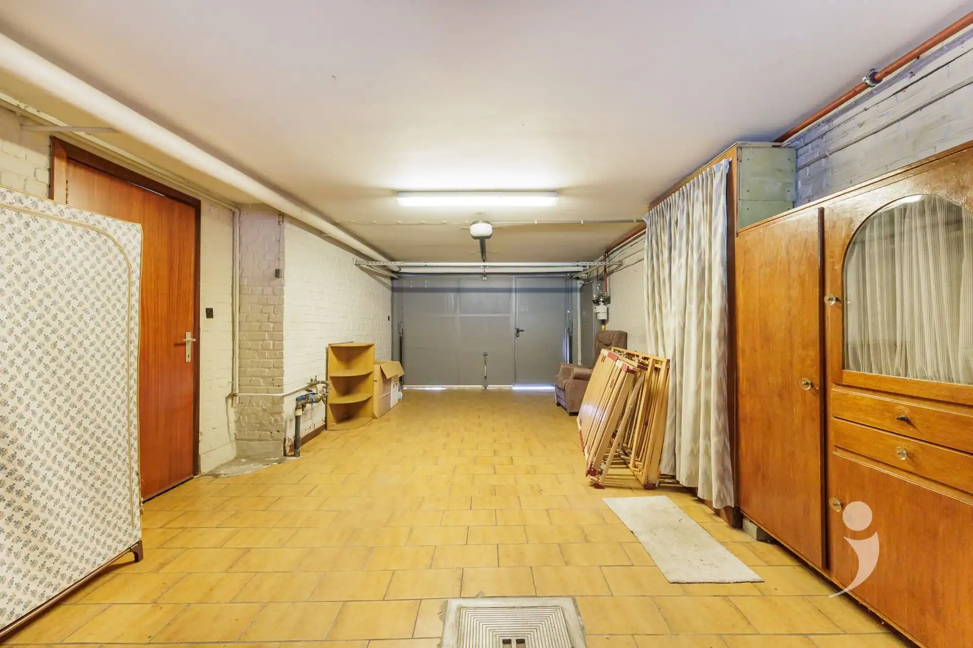 Ruime stadswoning met uitzonderlijke tuin van + 13 are foto 6
