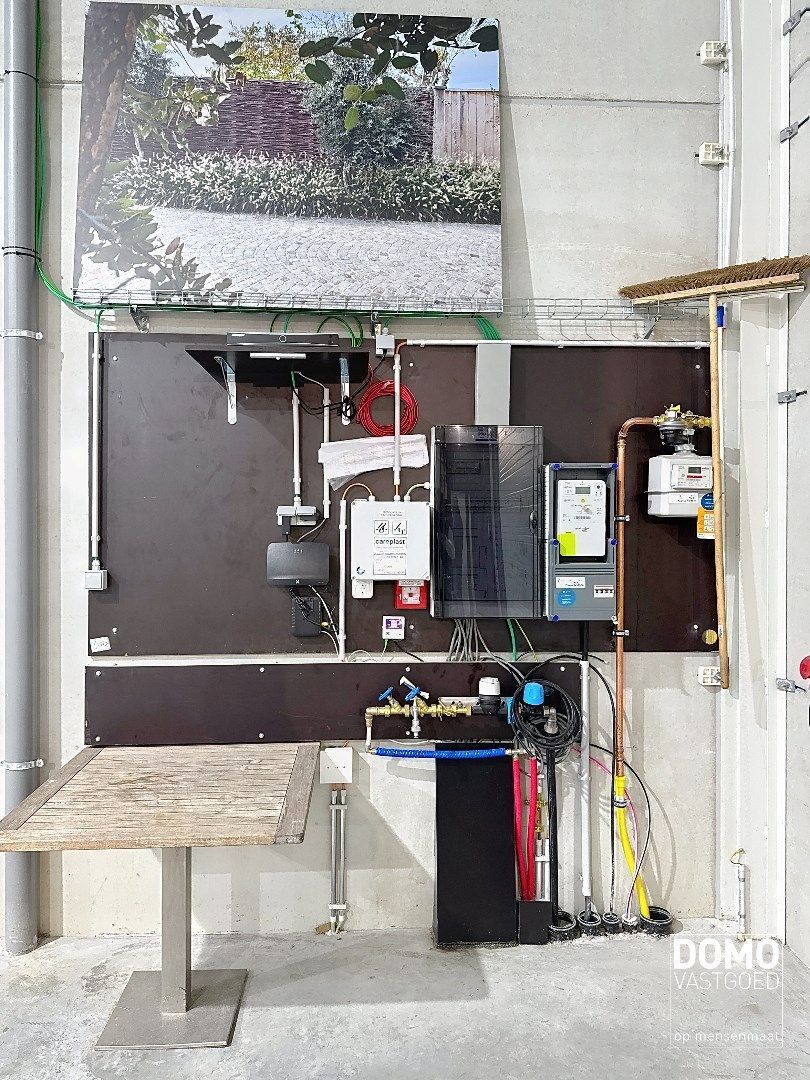 Centraal gelegen KMO unit te Hasselt. foto 14