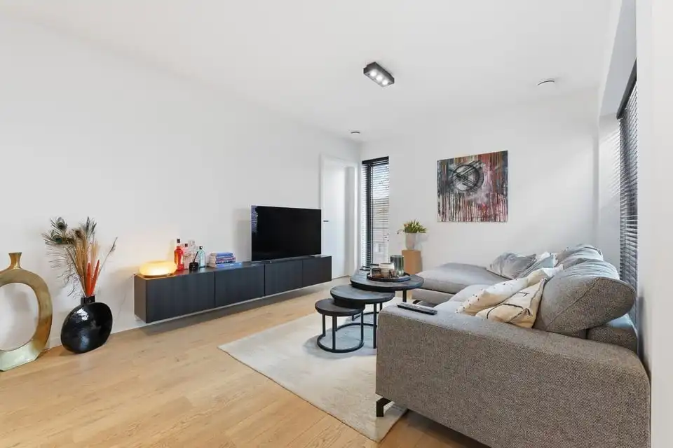 Appartement te huur foto 11