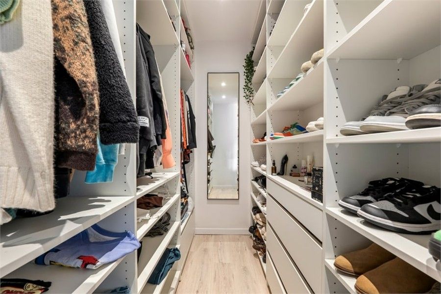 RUIME GERENOVEERDE WONING OP EEN ZEER GOEDE LOCATIE foto 18