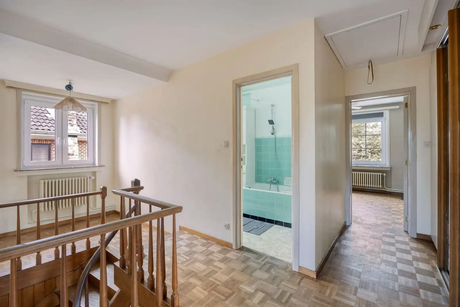 Ruime villa (230m²) met 3 slaapkamers + bureau op 6a 38ca foto 18