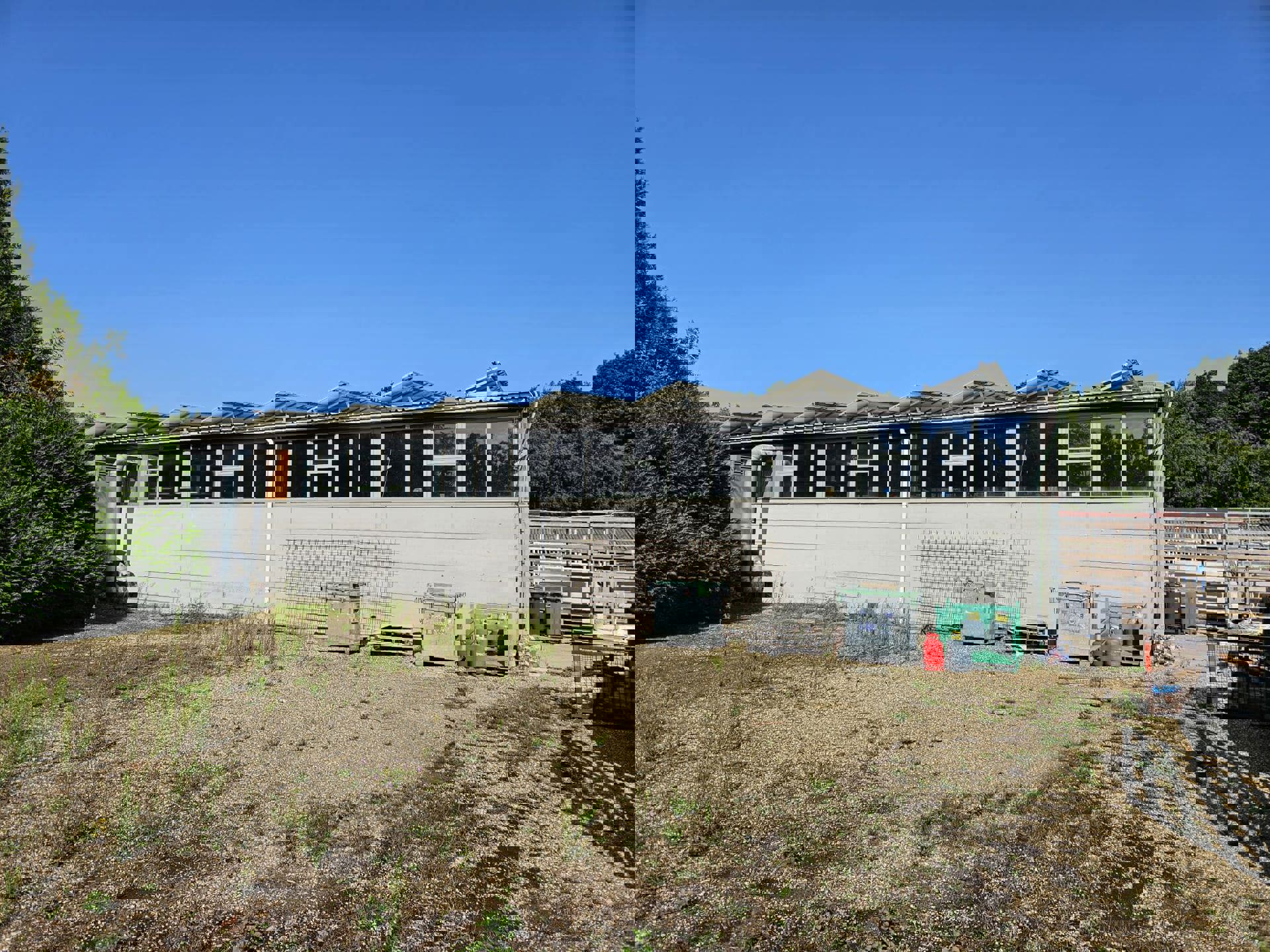 TE HUUR - BEDRIJFSHAL GENK 1000m² (opdeelbaar) - Woudstraat foto 2