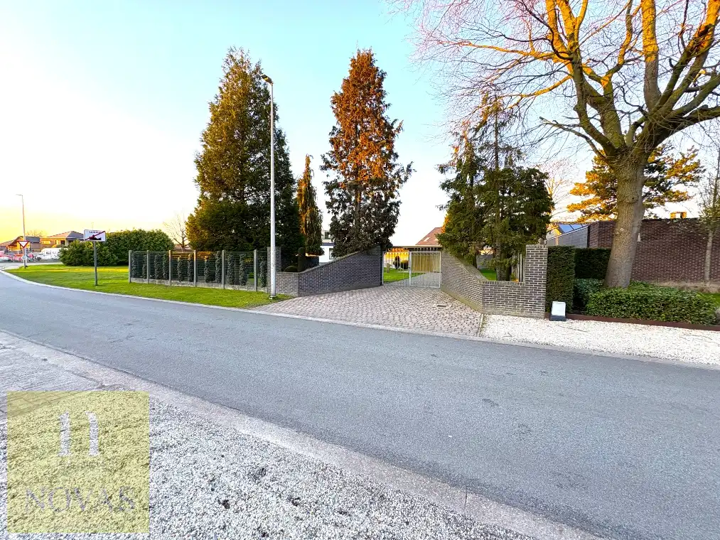 bouwgrond 5are64ca, pal aan het centrum in heel rustige straat foto 9