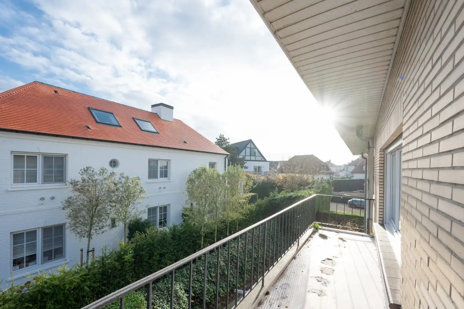 Prachtig lichtrijk hoekappartement te koop in de residentie Tarragonna te Duinbergen, vlak aan Park 58. foto 10