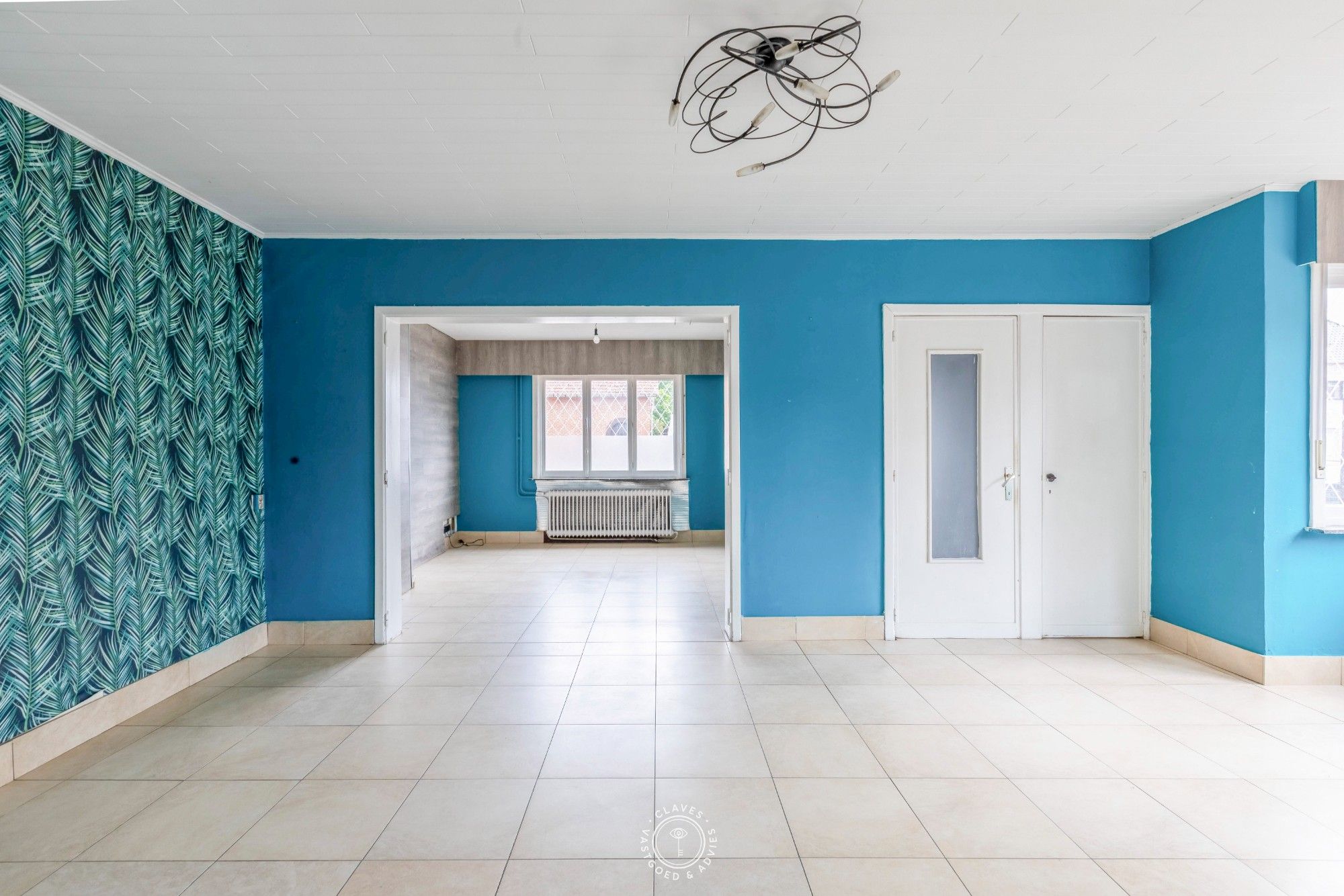 Woning met magazijn op een fijne locatie foto 2