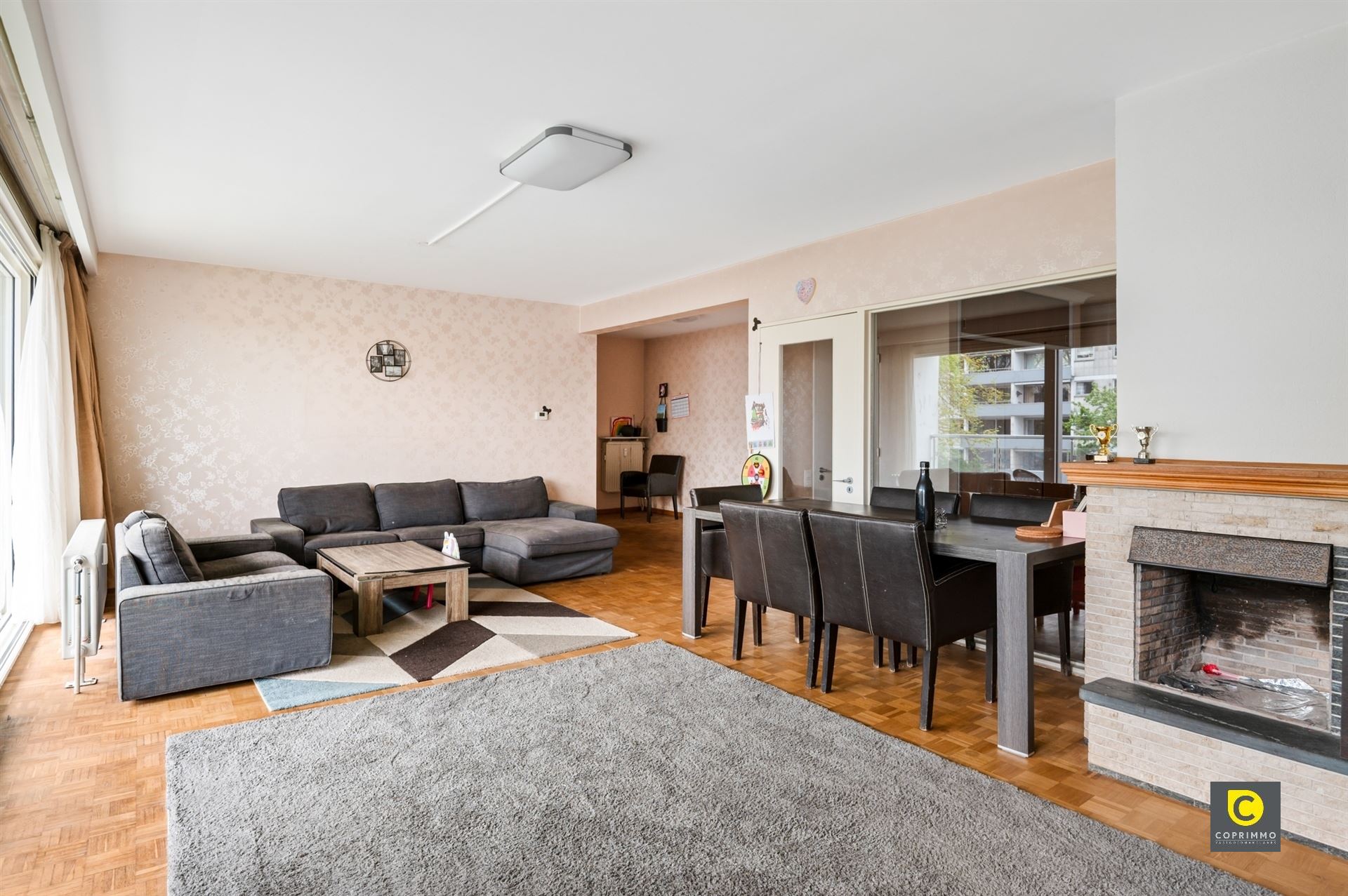 Ruim 3 slaapkamer app + gar foto 5