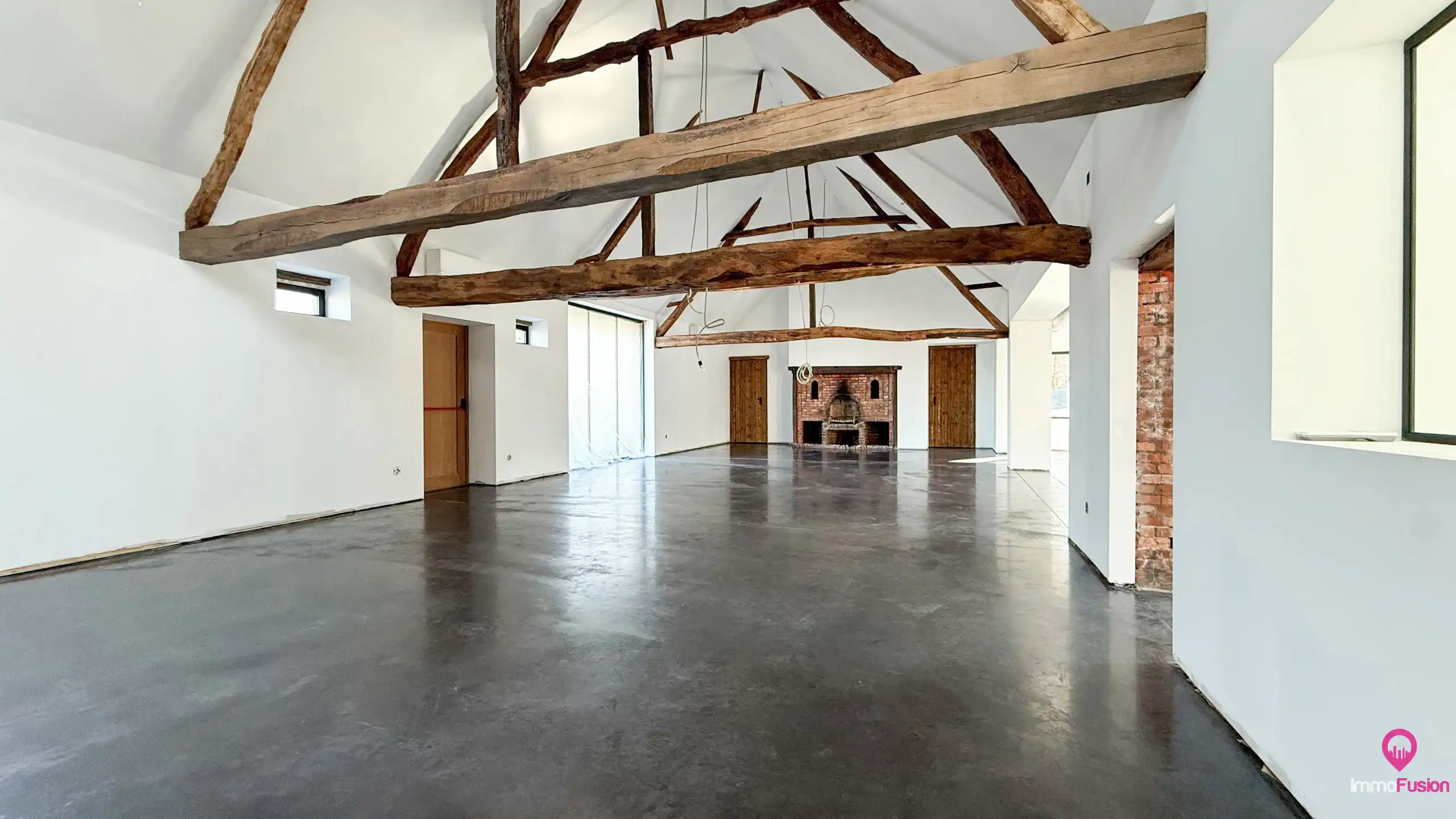 Multifunctioneel horecapand op een perceel van 1.9 hectare! foto 8