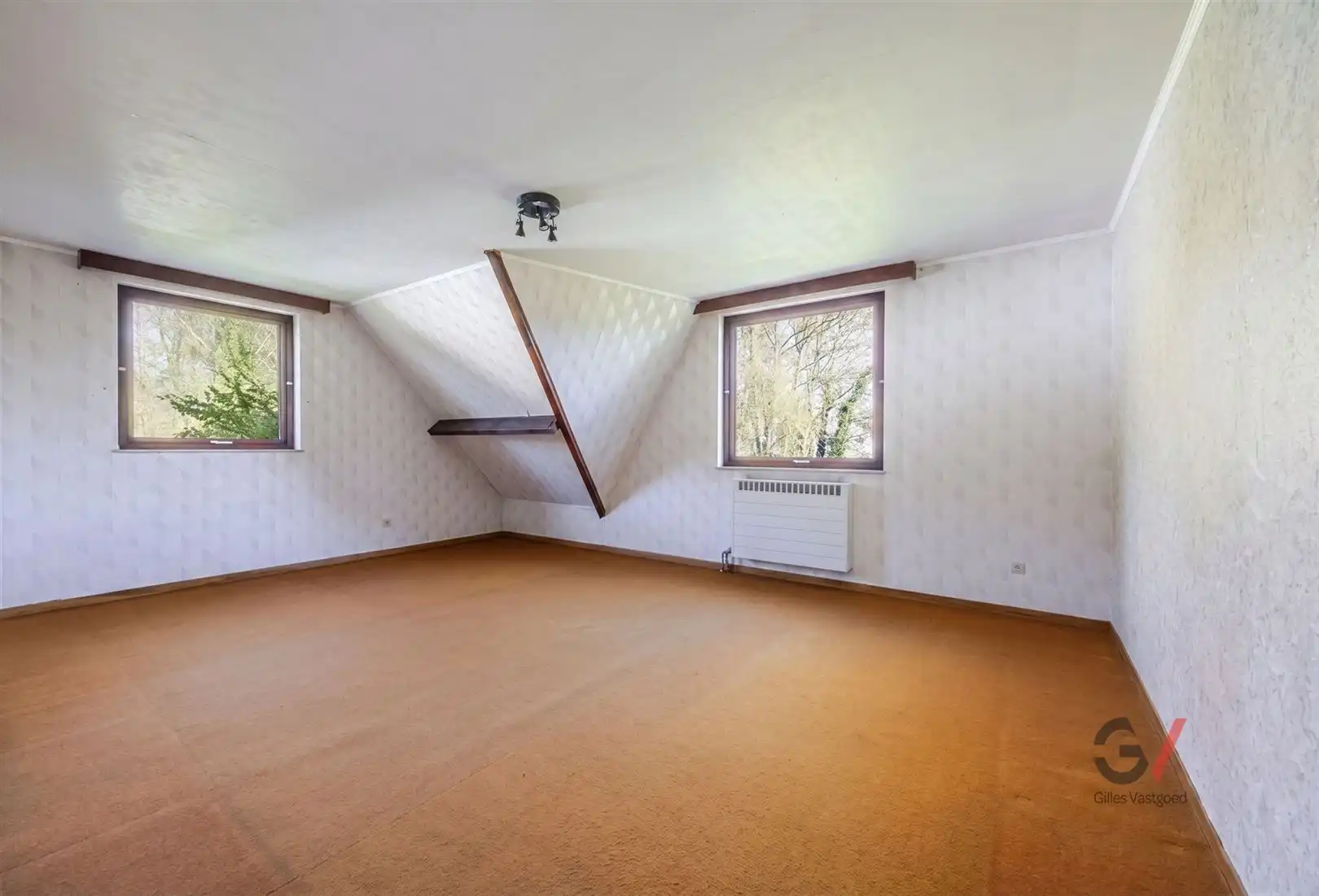 Woning met veel potentieel en karakter foto 14
