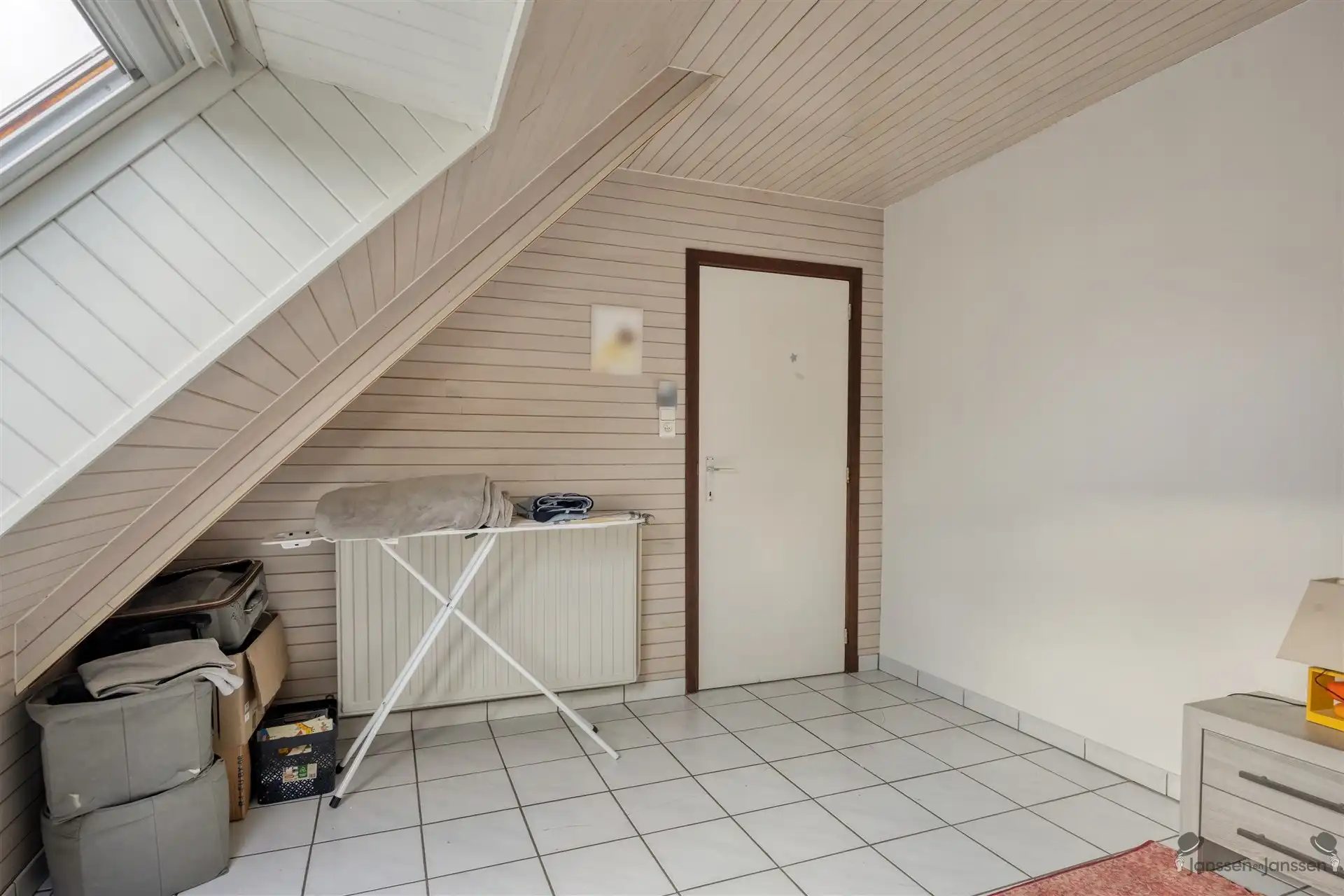 Rustig gelegen duplex appartement met 2 slaapkamers te Leopoldsburg foto 7