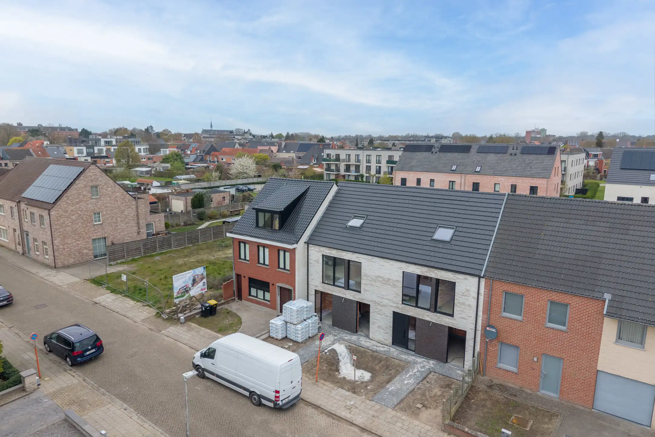 Energiezuinige nieuwbouw met 3/4  slpk op gunstige ligging foto 3