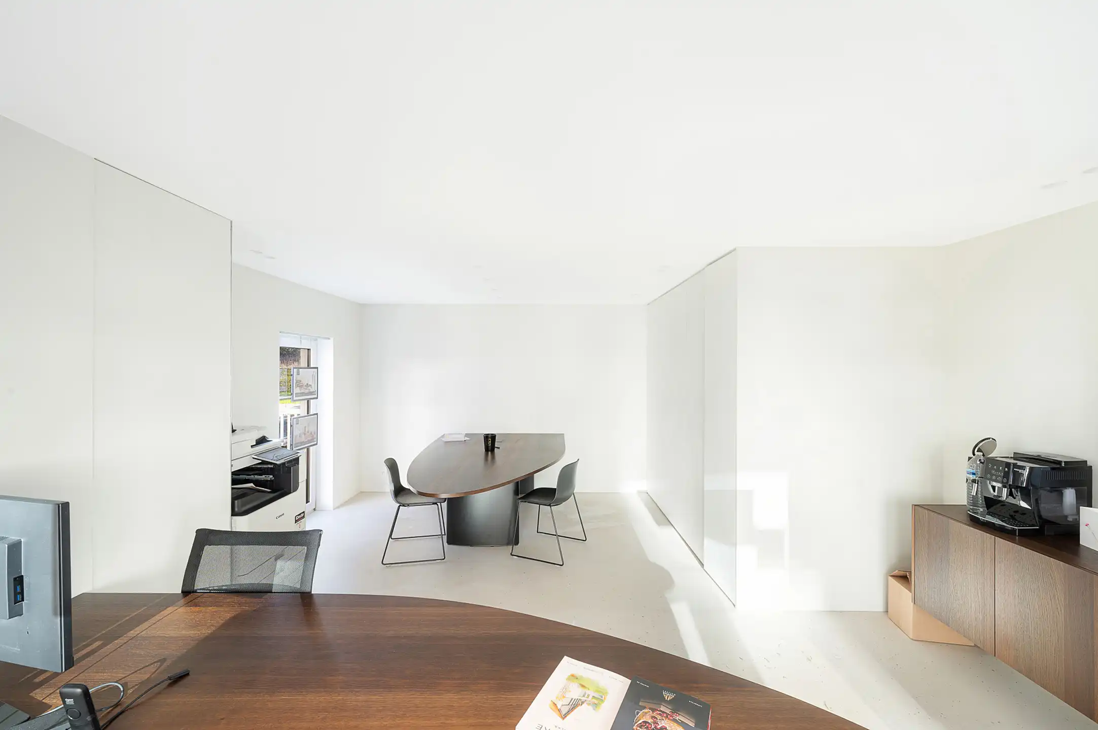 Uitstekend gelegen commercieel handelspand op de Kustlaan.. foto 10