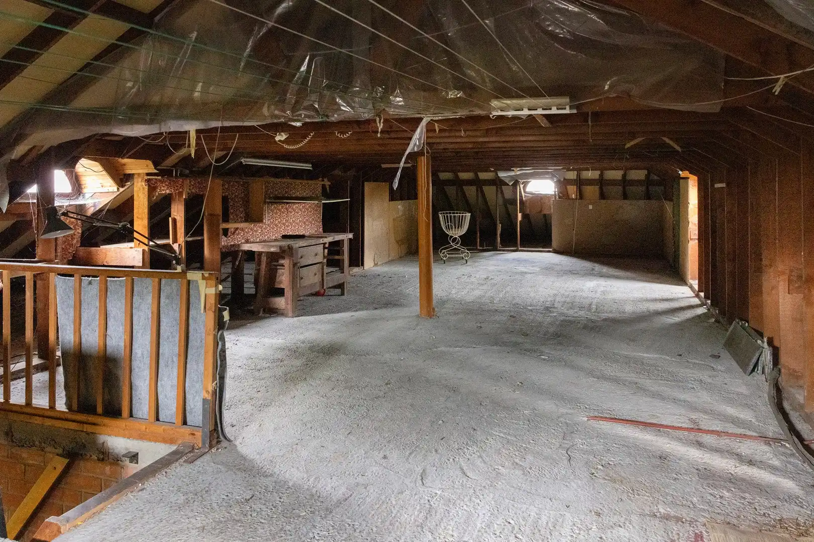 Te renoveren gelijkvloerse alleenstaande woning. foto 15