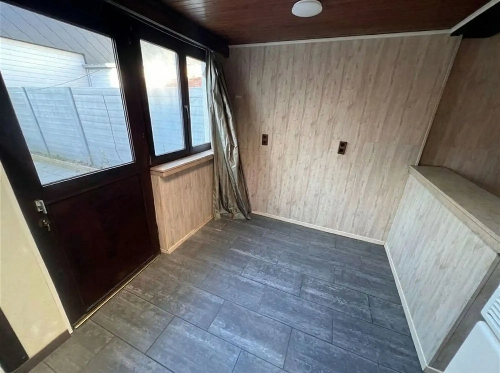 Huis met 3 slaapkamers en koer foto 10