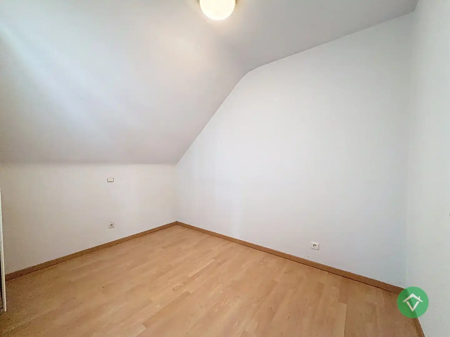 Appartement met 2 slaapkamers en 2 terrassen te Koekelare foto 18