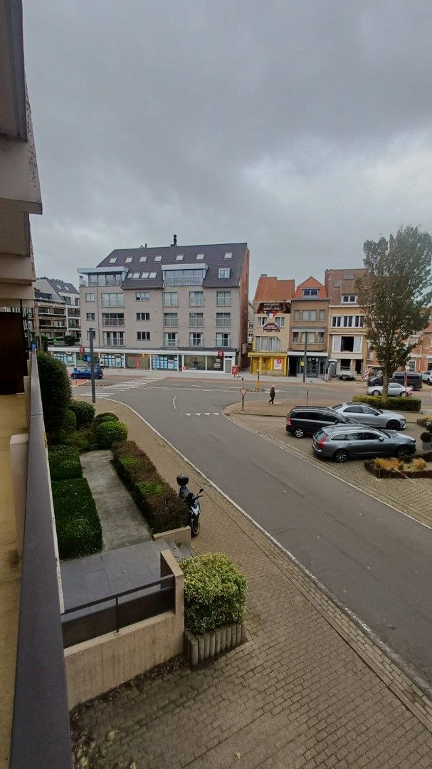 Ruim appartement met 3 slaapkamers te huur – centrum Koksijde foto 15