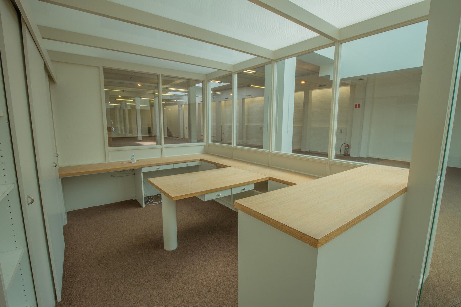 Commerciële toplocatie van 694 m² op hoekligging in Aarschot foto 6