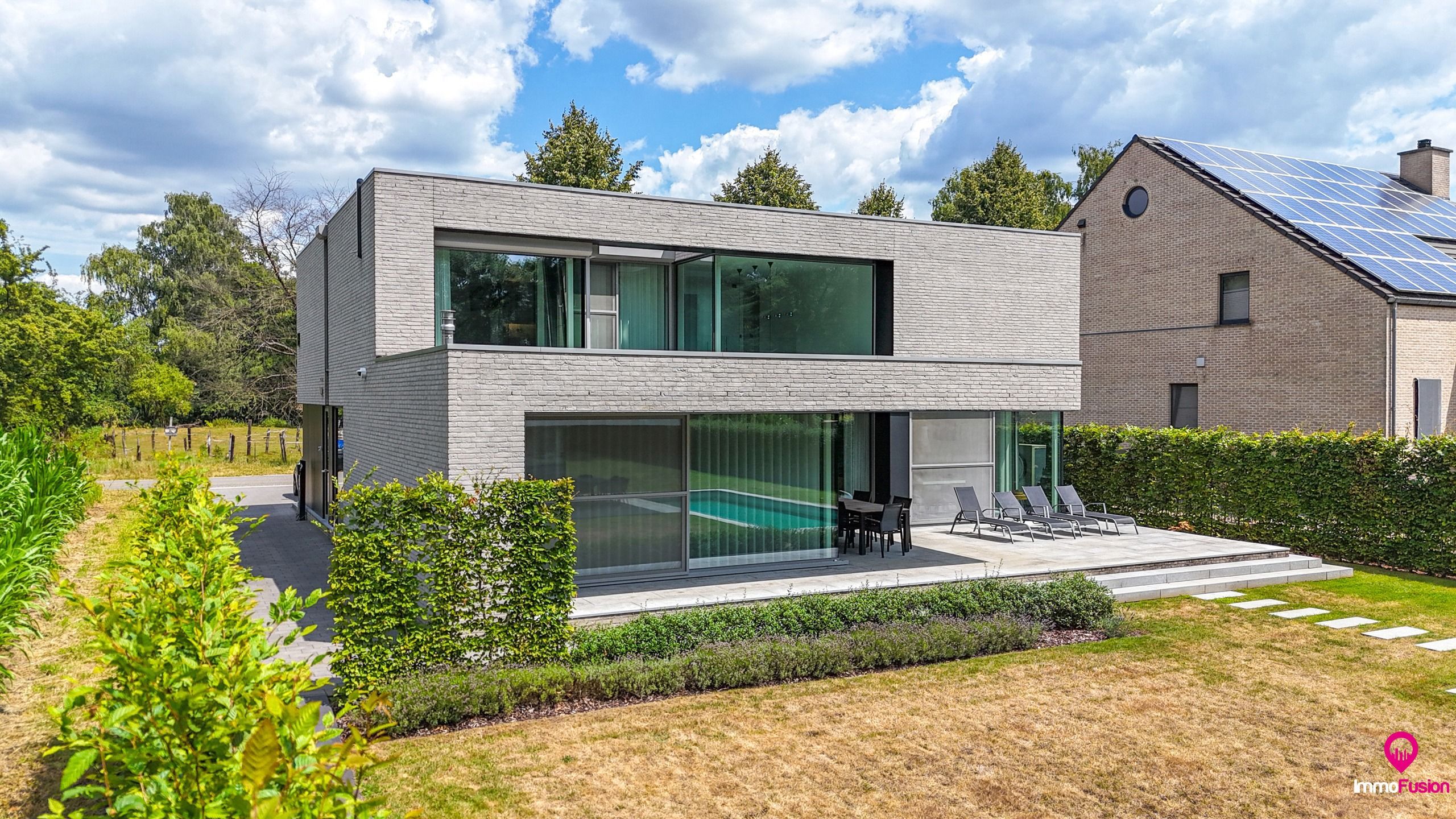 Luxe villa met poolhouse en hoogwaardige materialen! foto 70