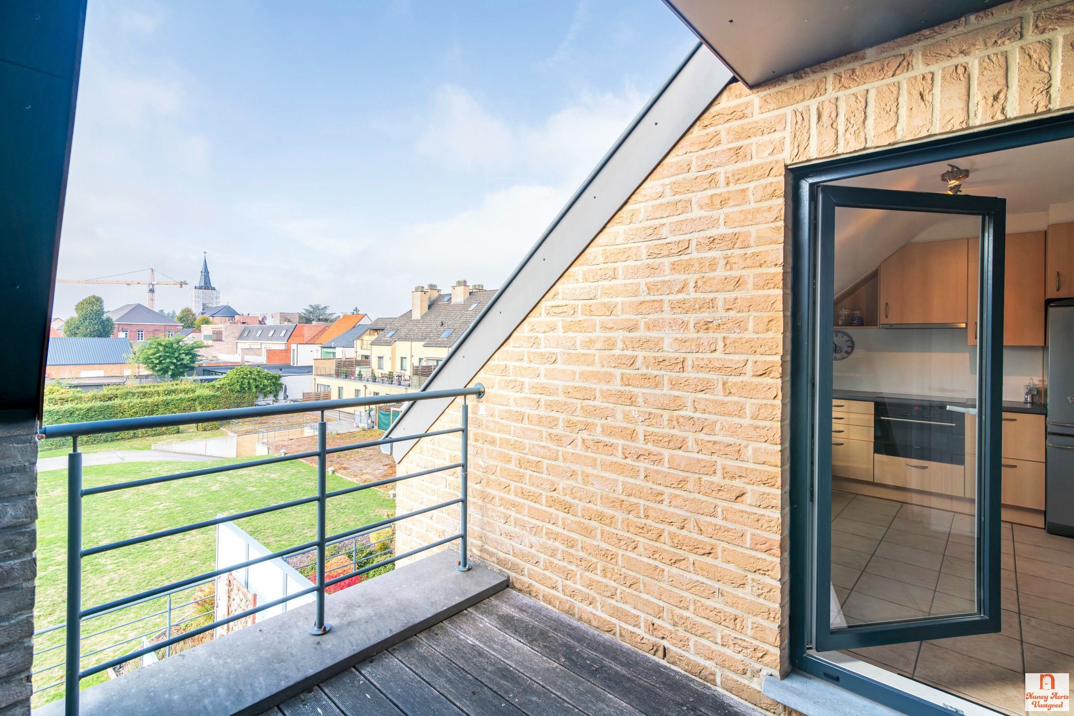 Appartement met autostaanplaats in hartje Koersel foto 12