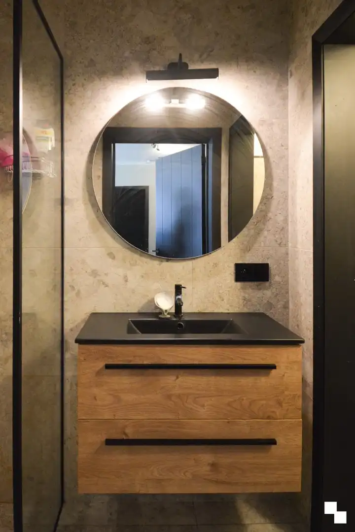 Gelijkvloerse studio te Roeselare foto 11