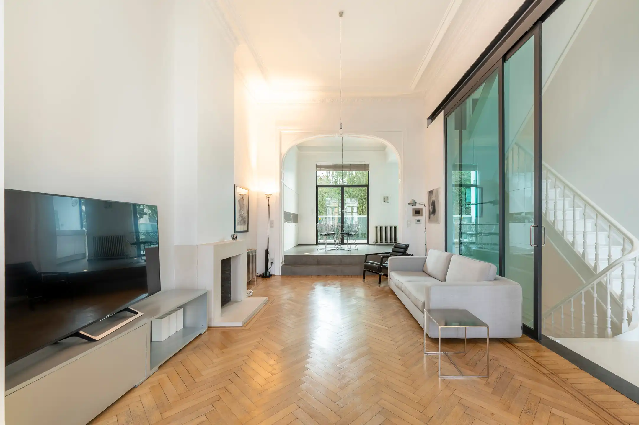 ANTWERPEN-ZUID - Stijlvol herenhuis met sauna en zwembad foto 14