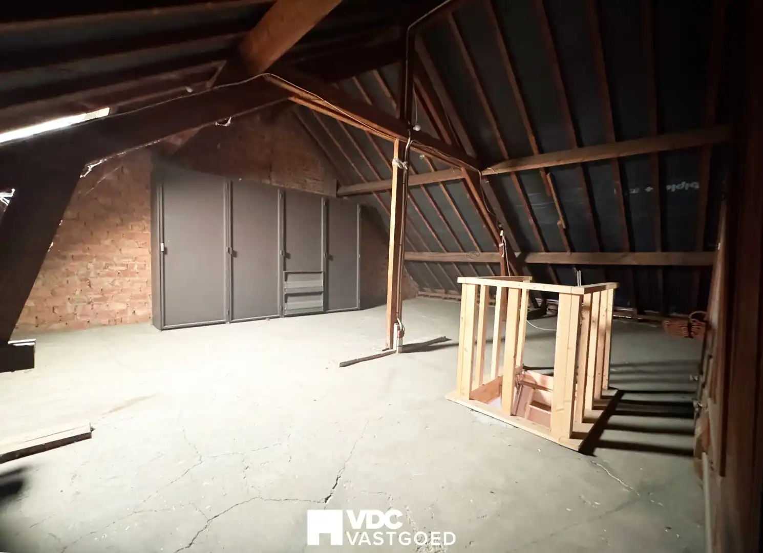Ruime eengezinswoning met 3 slaapkamers, garage en zolder in Tongeren-Borgloon – ideaal voor gezinnen! foto 14
