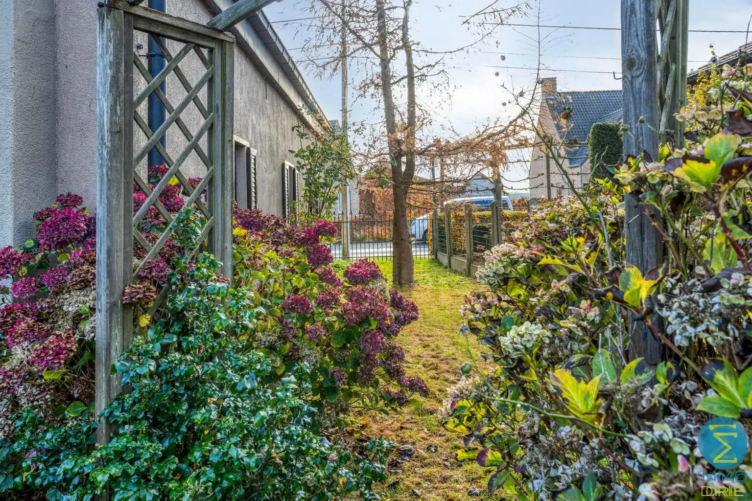 Te renoveren woning op een perceel van 426m² foto 24