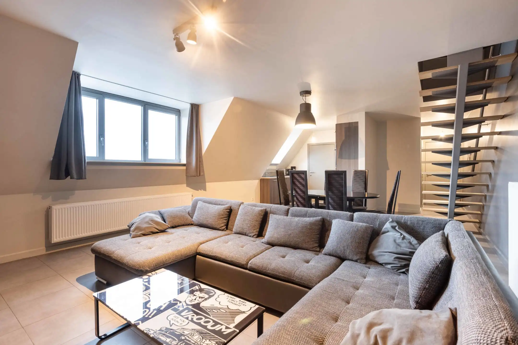 Ruim appartement met 2 slaapkamers en 2 badkamers  foto 4