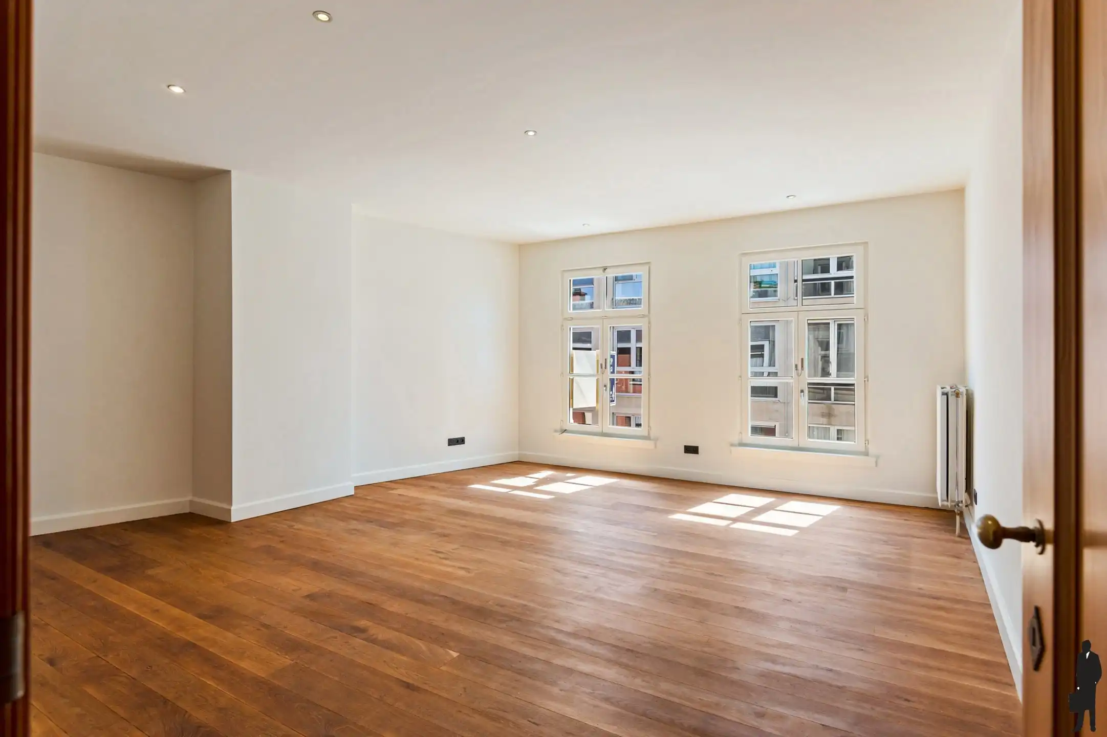Ruim appartement met terras in de Theaterbuurt foto {{pictureIndex}}