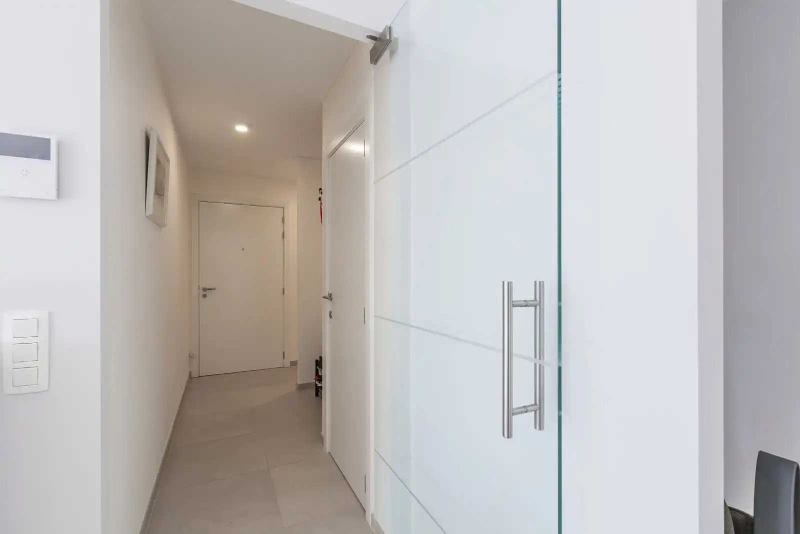 Prachtig appartement met 2 slpk en zonnig terras in jonge residentie foto 10