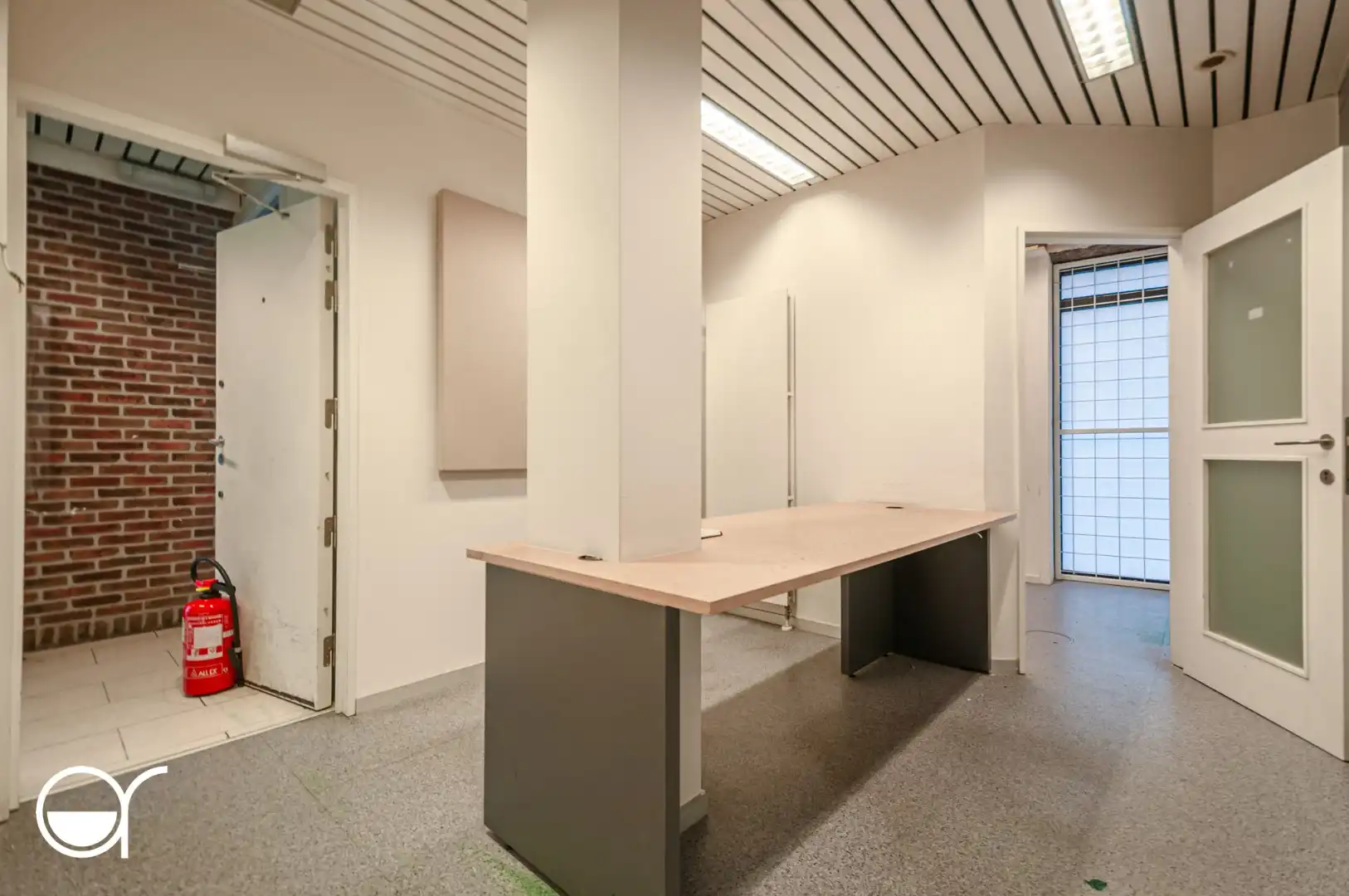 Multifunctioneel gebouw in het centrum van Kaprijke foto 8